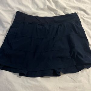 Lululemon play off pleats navy skirt